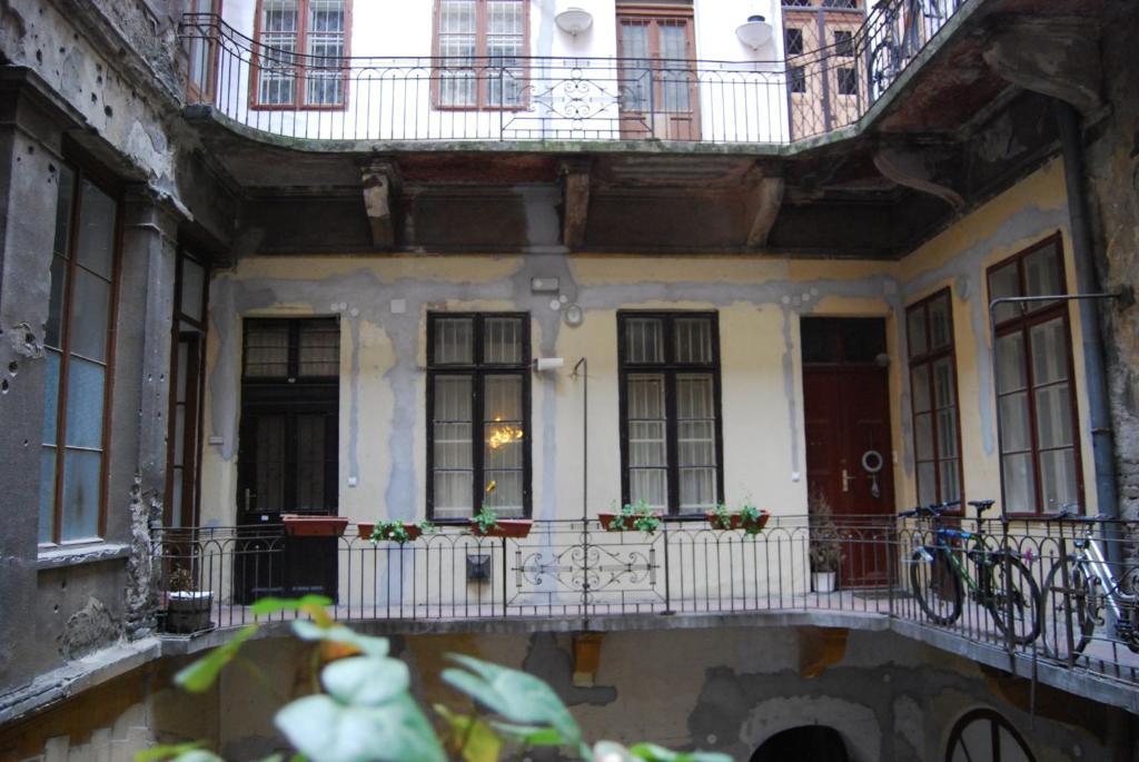 Budapest Centrum Cozy Hostel Εξωτερικό φωτογραφία